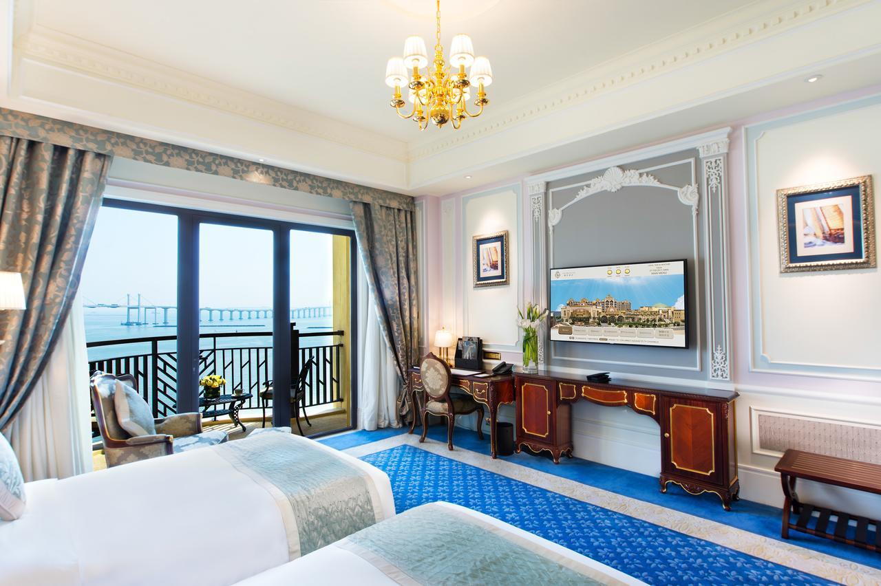 Superior Double or Twin Room Sea View