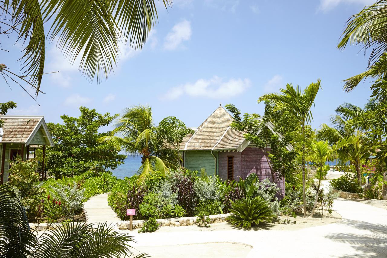 One Bedroom Beach Hut