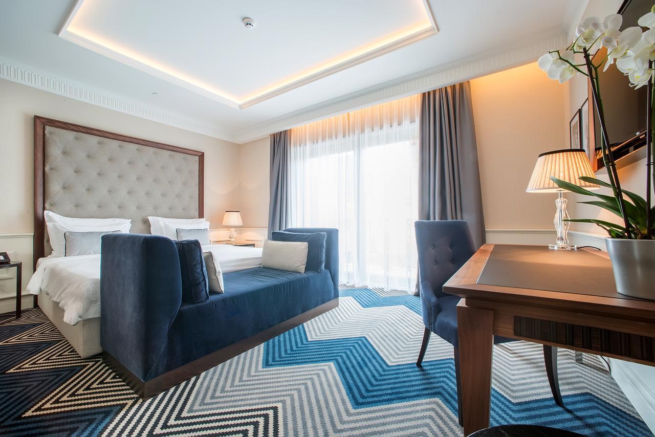 Deluxe Two-Bedroom Suite with Sea View