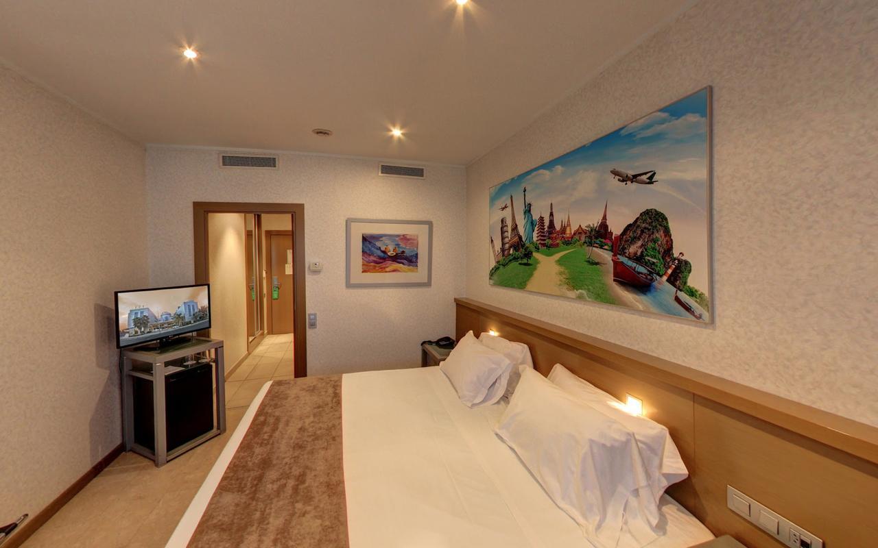King Room