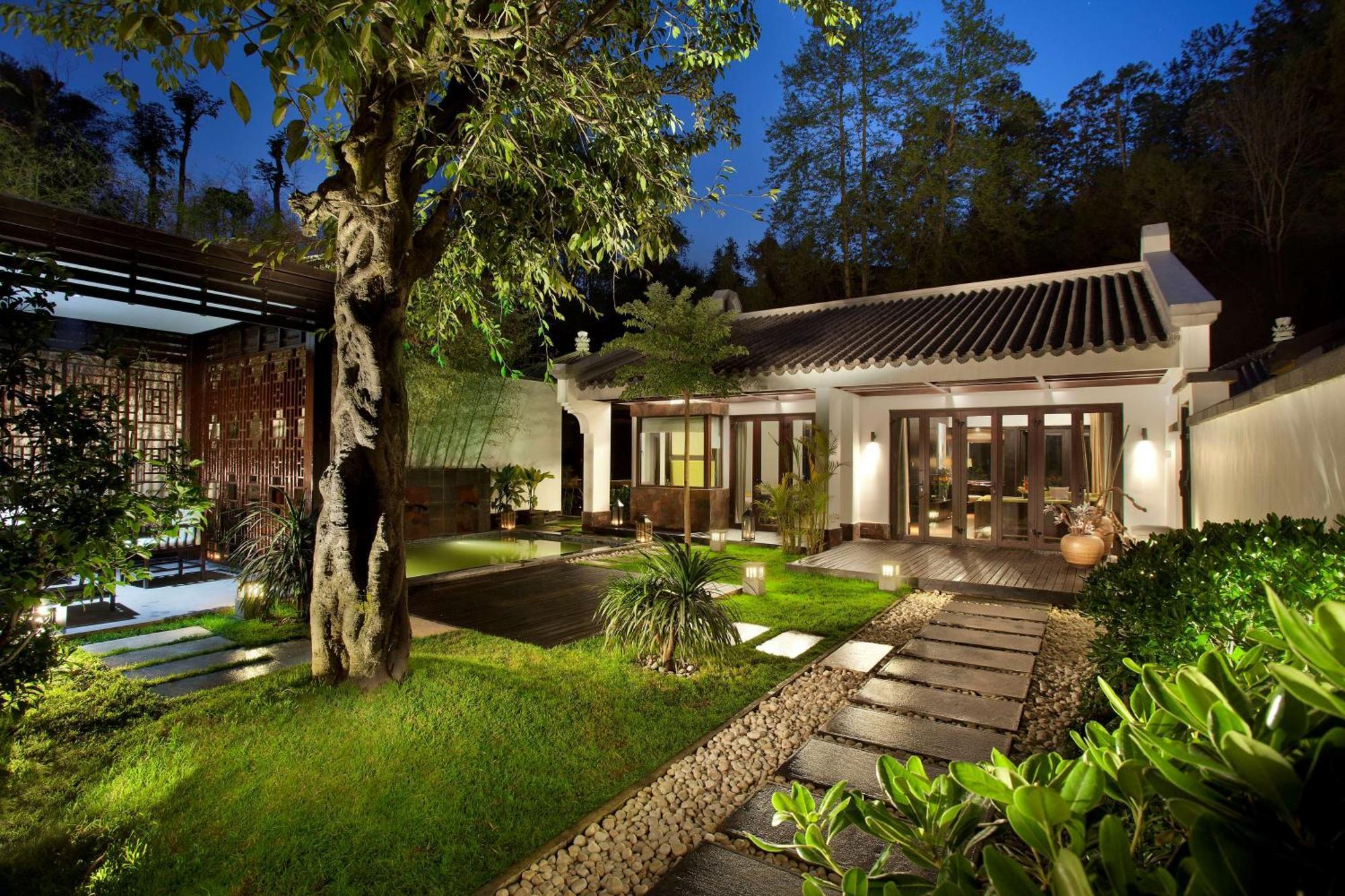 Hot Spring Pool Villa