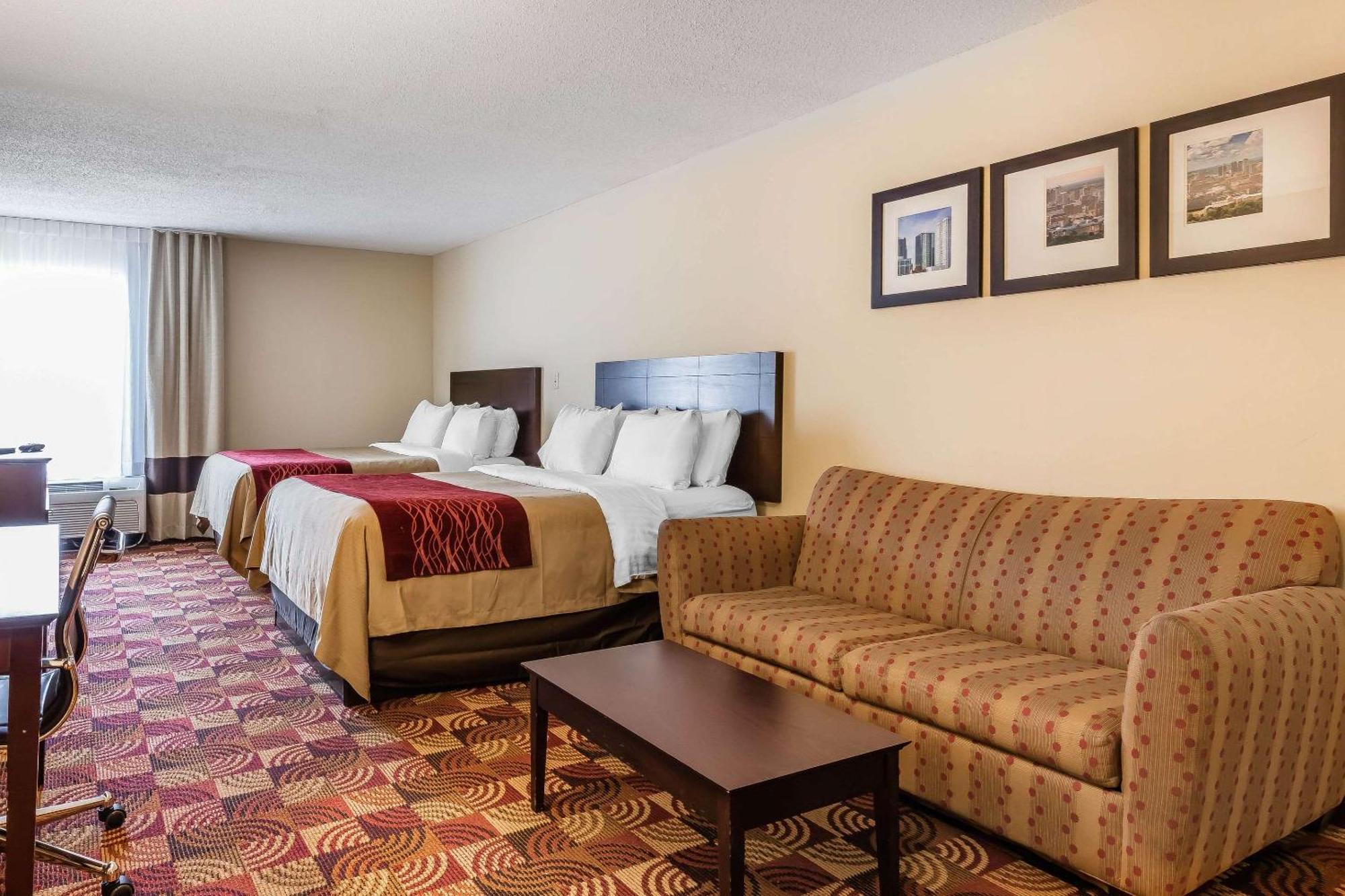 Queen Suite Two Queen Beds Sofa Bed