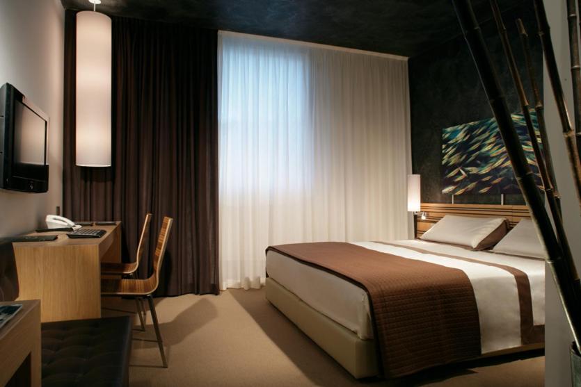Double Room,556769589:JPEG