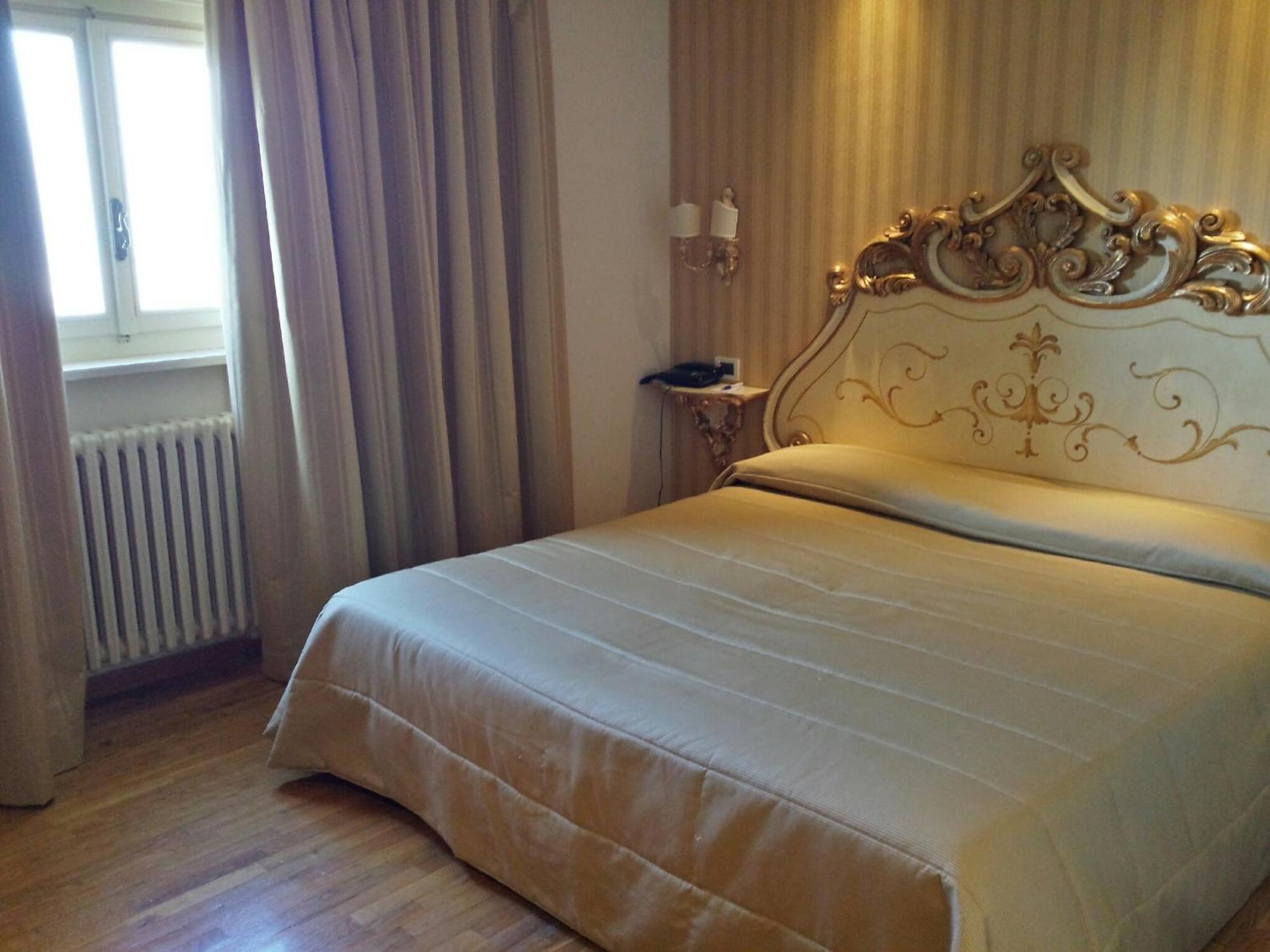 Double or Twin Room View,1270034917:JPEG