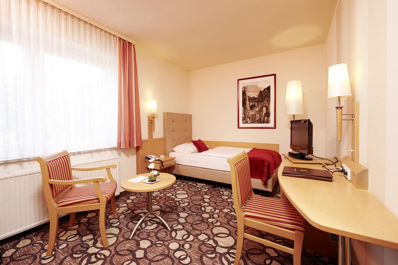 Single Room,1129065297:JPEG