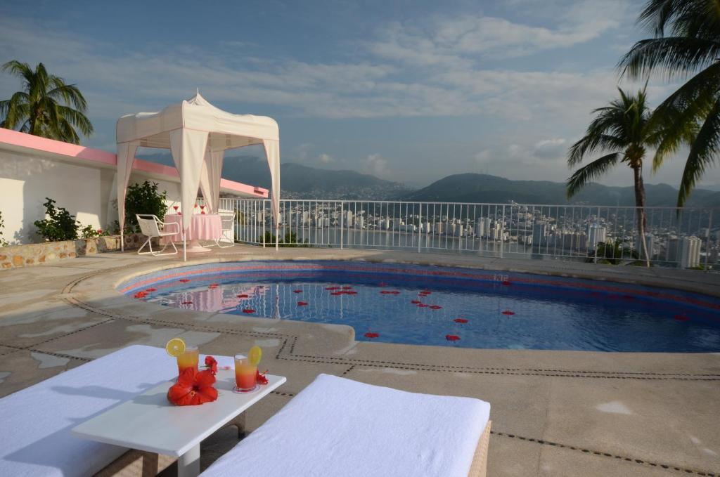 Private Pool Casita Two Beds,61109299:JPEG