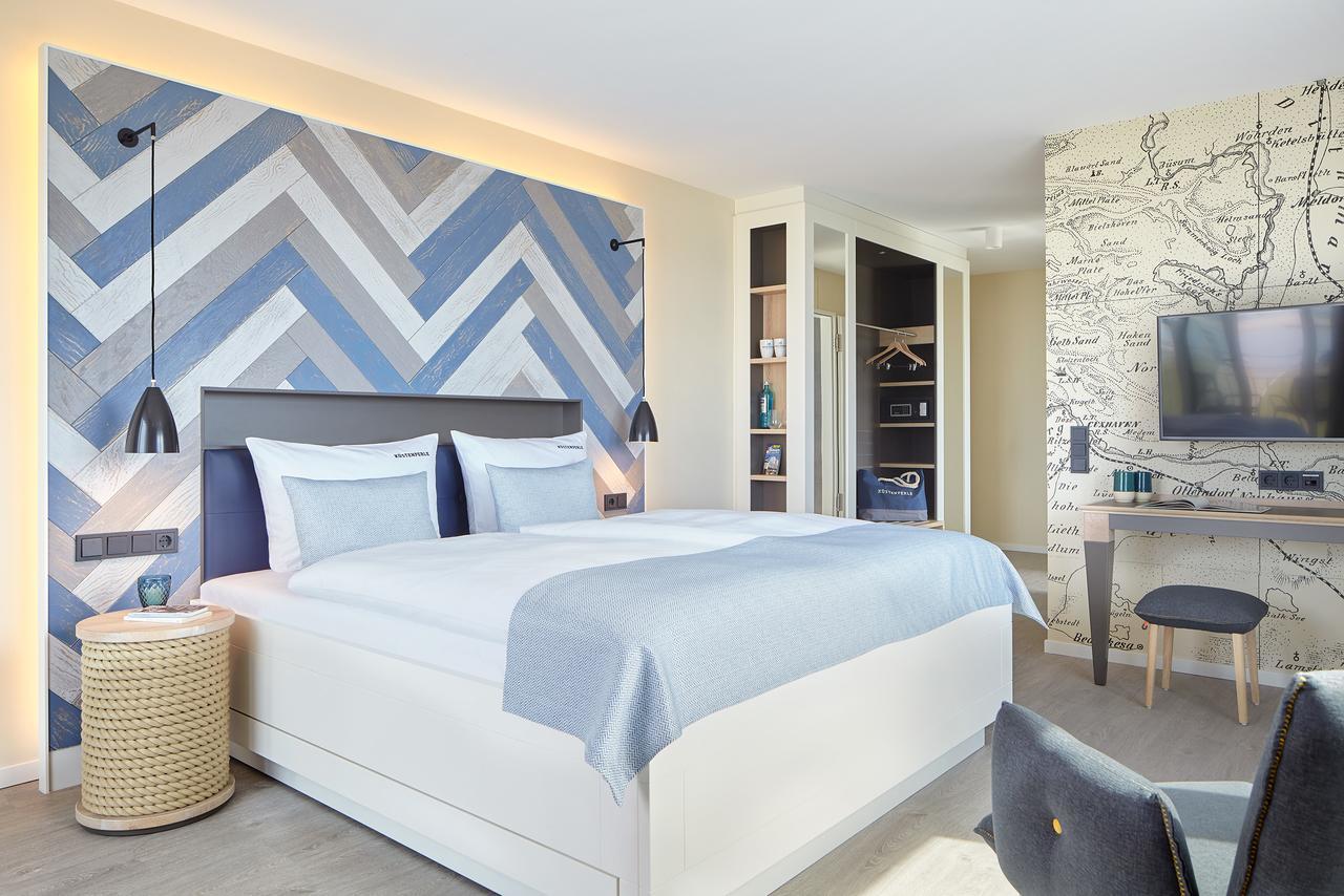 Deluxe Double Room Side Sea View