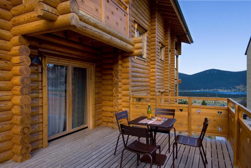 2-Bedrooms Apartment (1bedroom with bunk bed) with Terrace