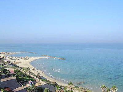 Suite with Sea and Pool View (4 Adults)