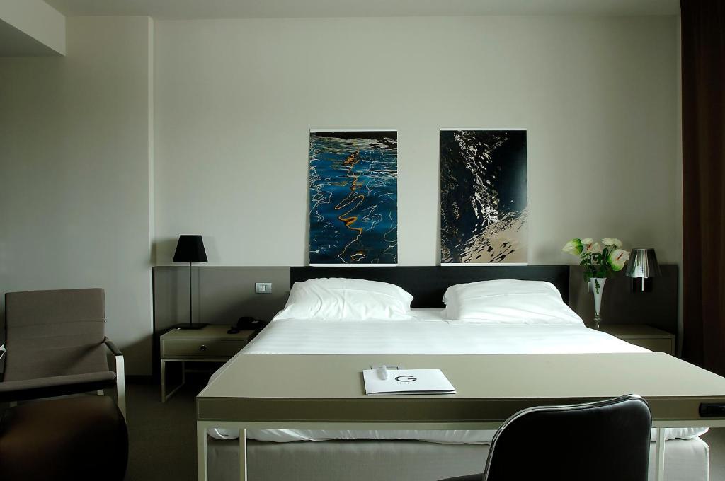 Deluxe Double Room,63026614:JPEG
