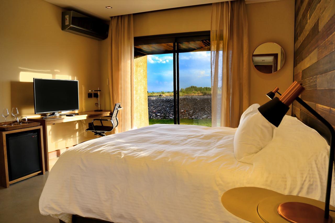 Junior Suite with Garden View