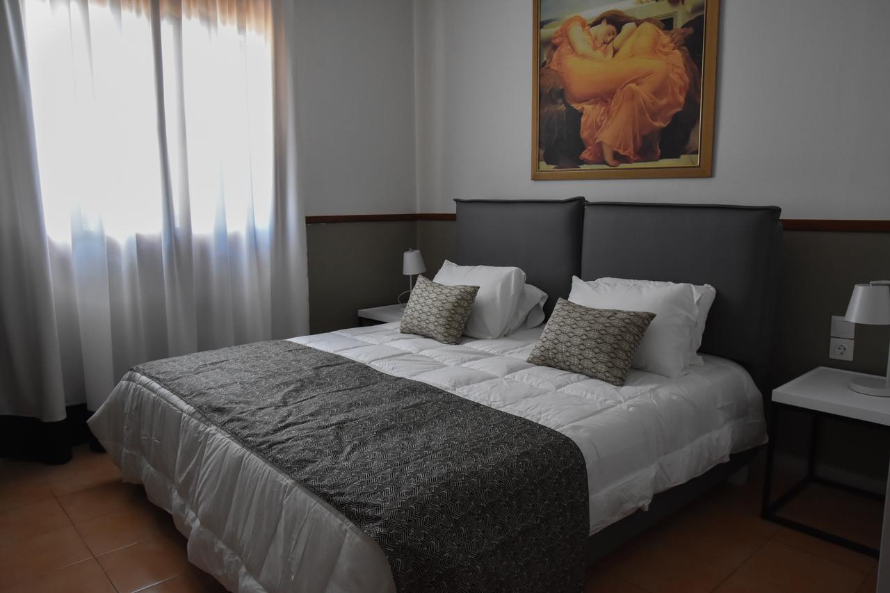 Deluxe Zimmer mit Kingsize-Bett