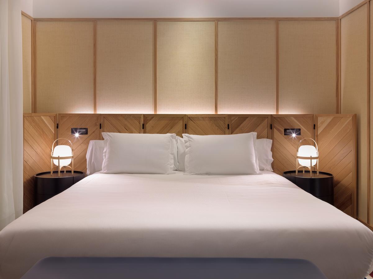 Double Room with View