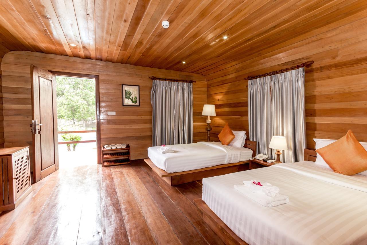 Chambre Familiale Deluxe - Navette Gratuite vers l'Établissement