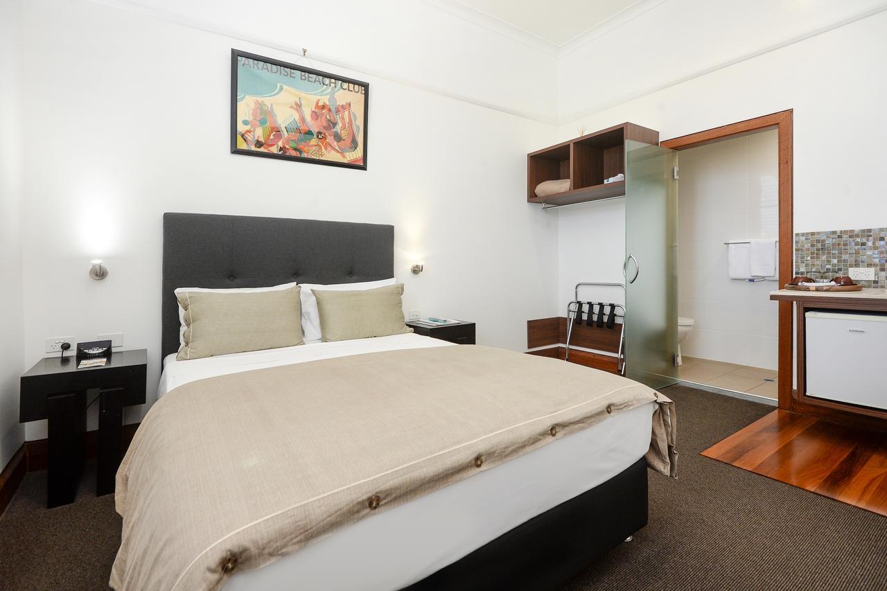 Queen Room with Private Bathroom