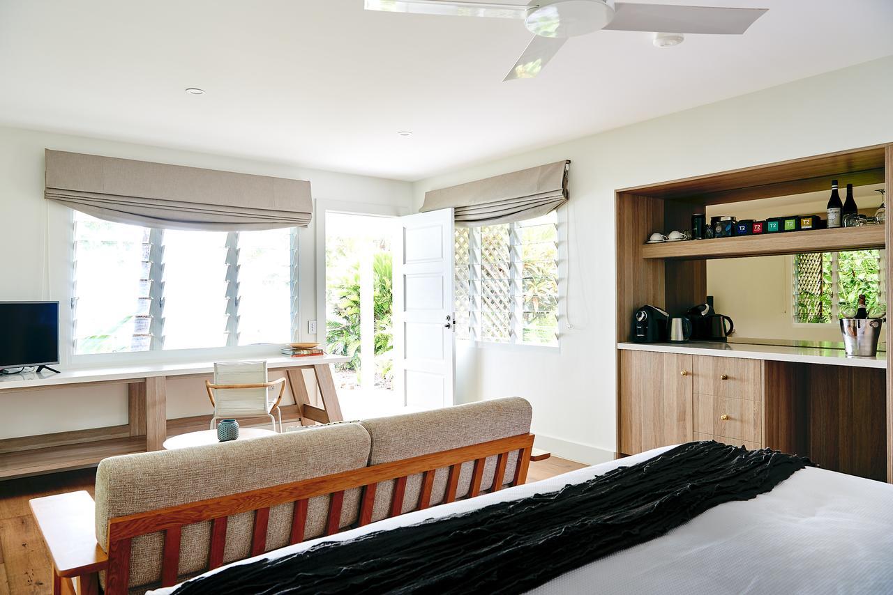 Superior King Room South Beachfront