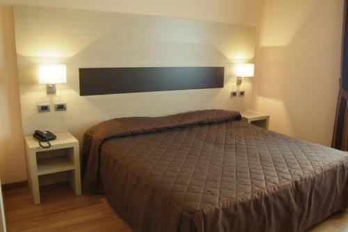 Triple Room,66232693:JPEG