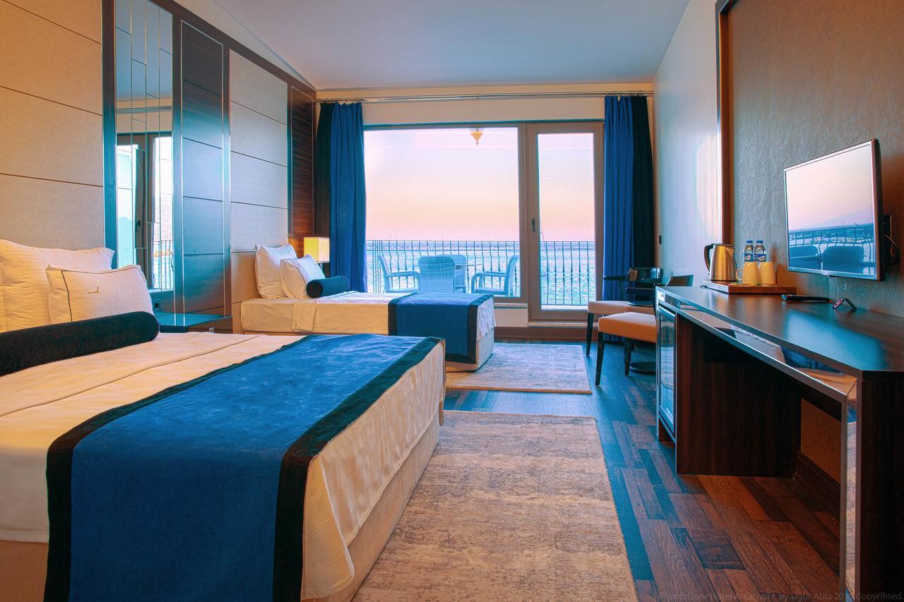 Triple Room with Sea View