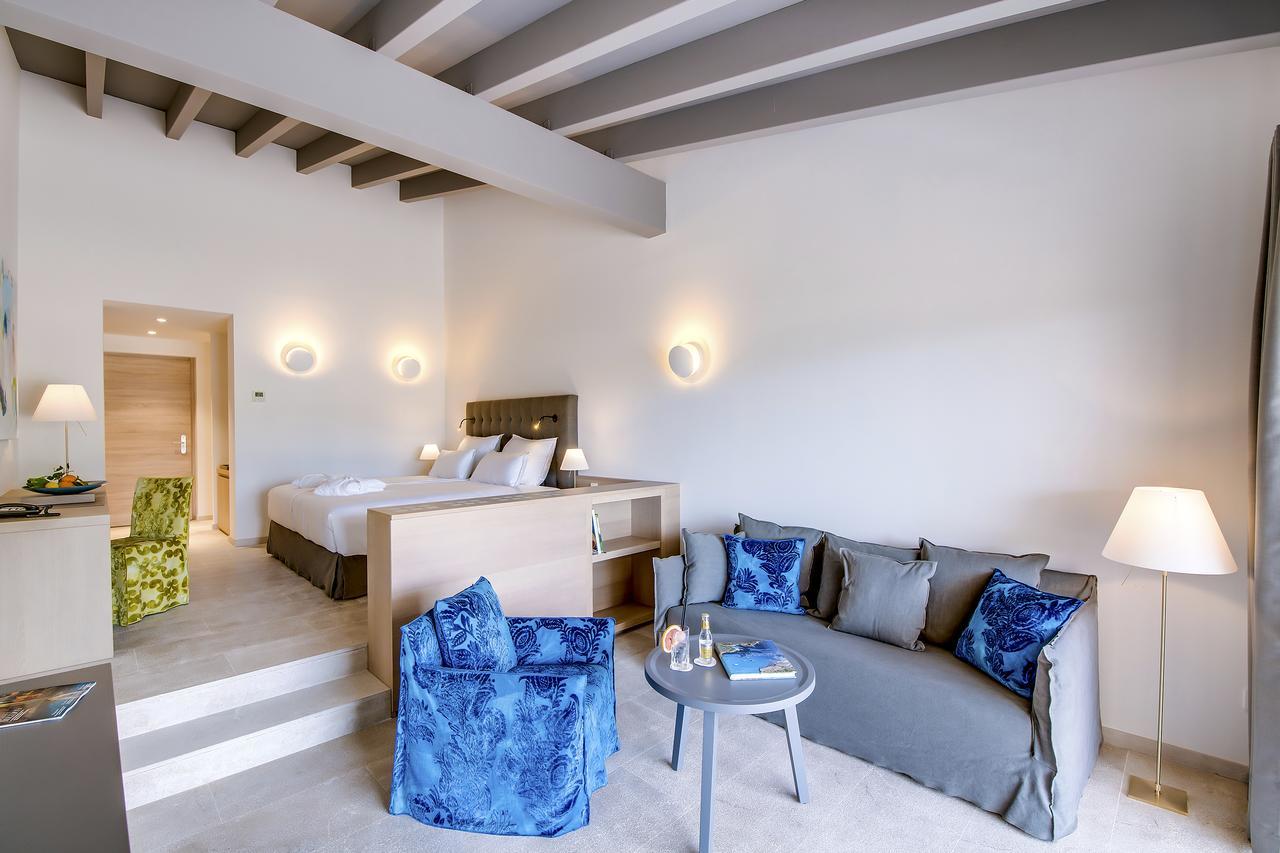 Junior Suite with Terrace