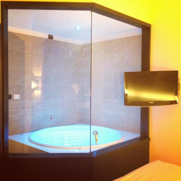 Junior Suite with Hot Tub
