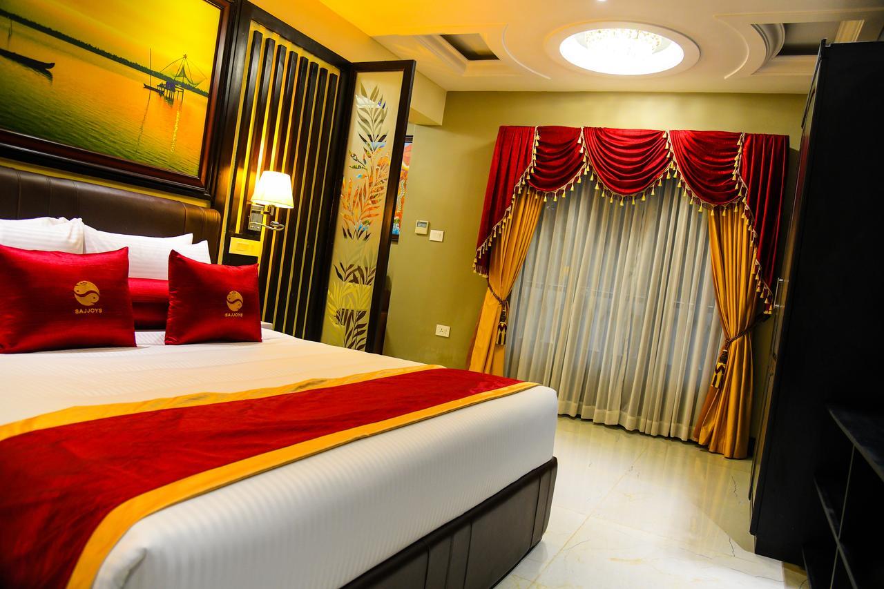 Deluxe King Suite