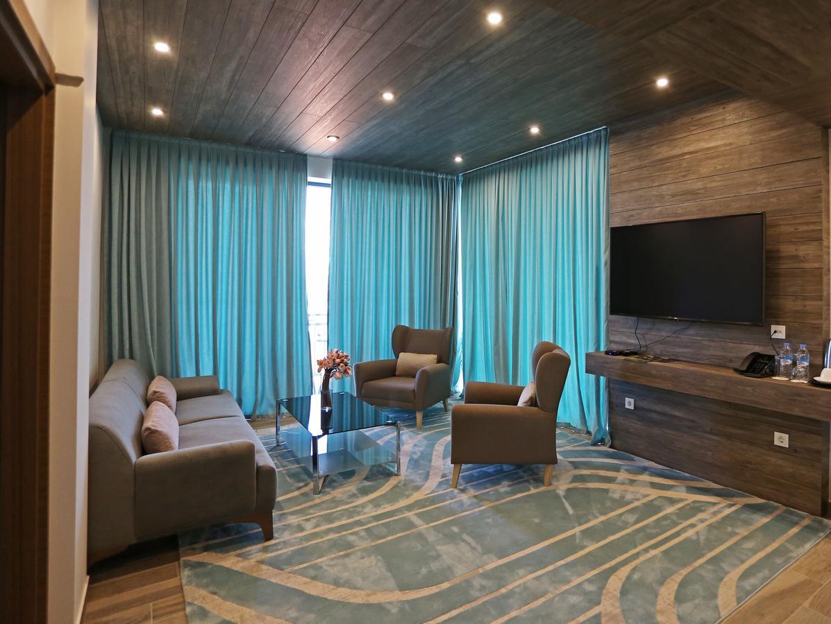 Mountain View Suite New Building