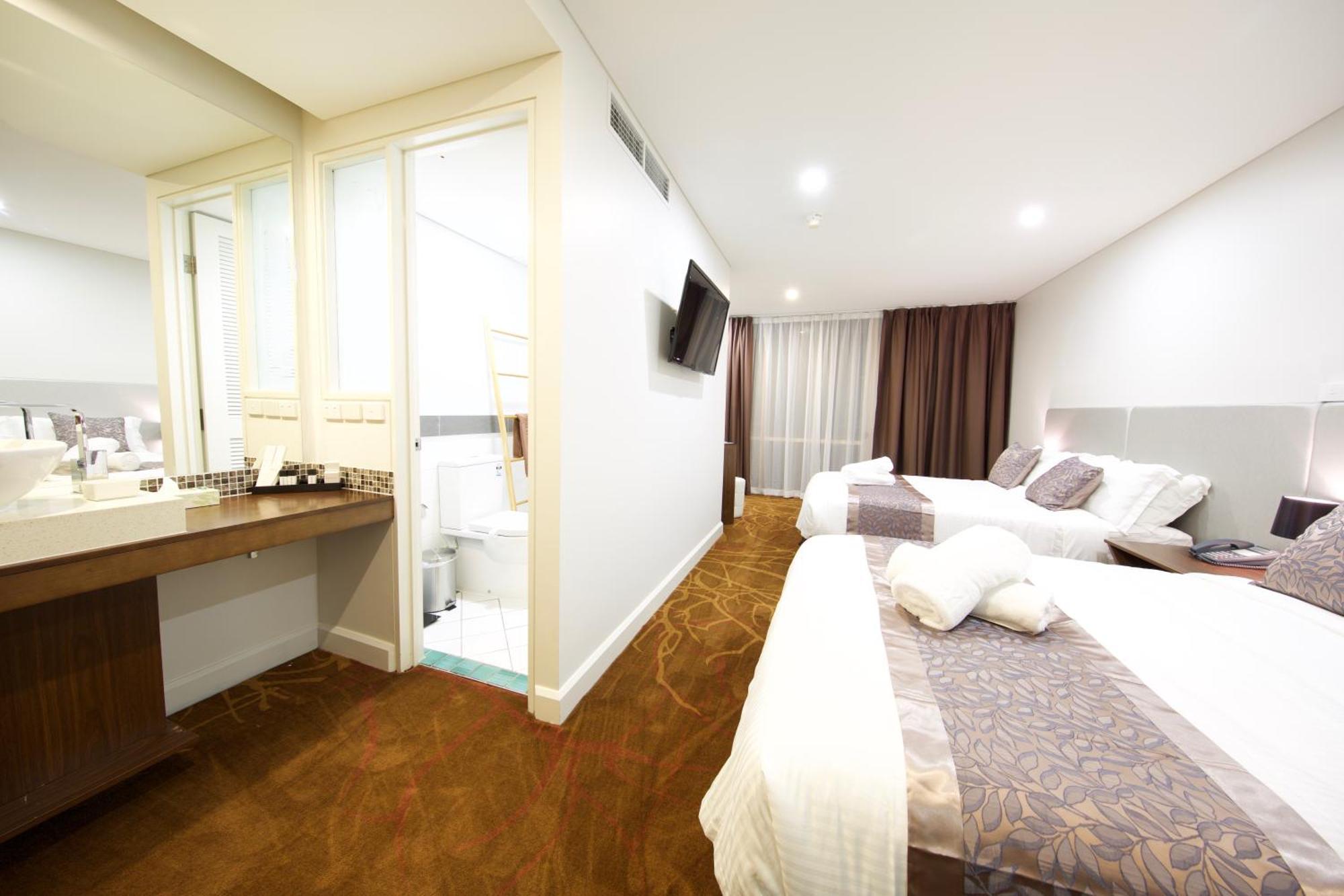 Double or Twin Room Balcony