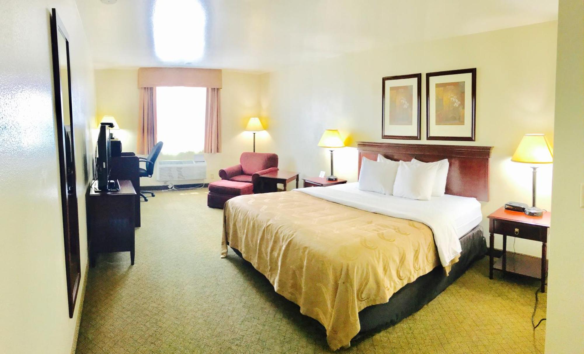 King Room - Non-Smoking
