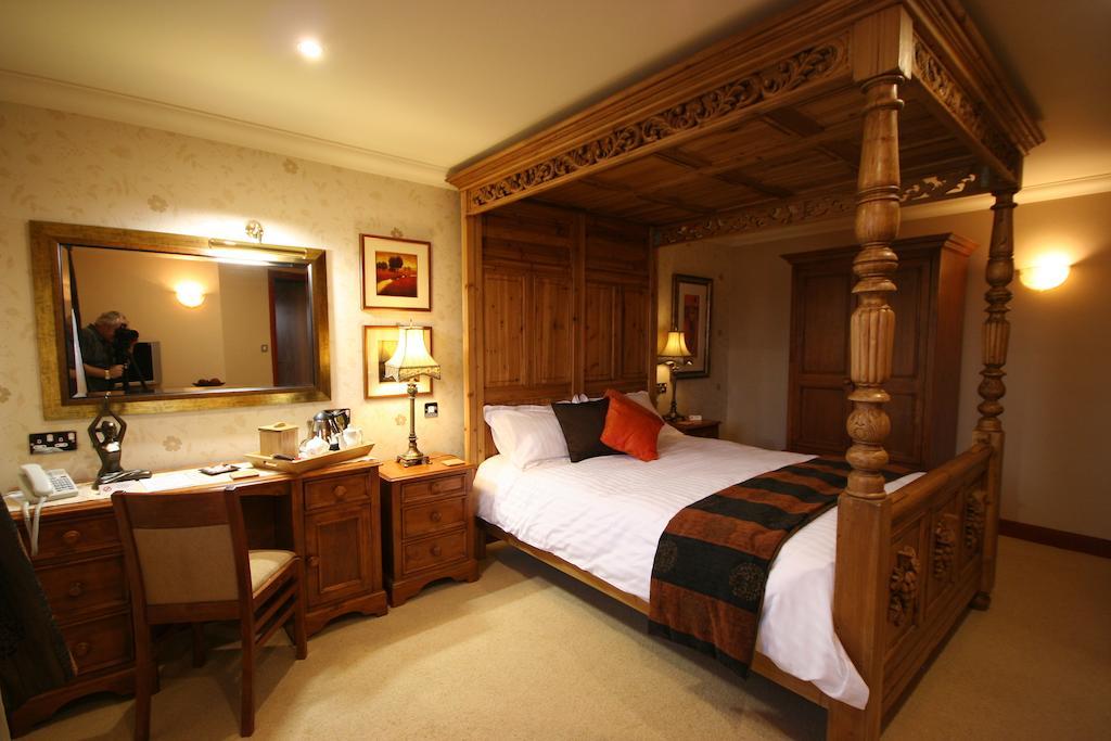 Four Poster Double Room,68728424:JPEG