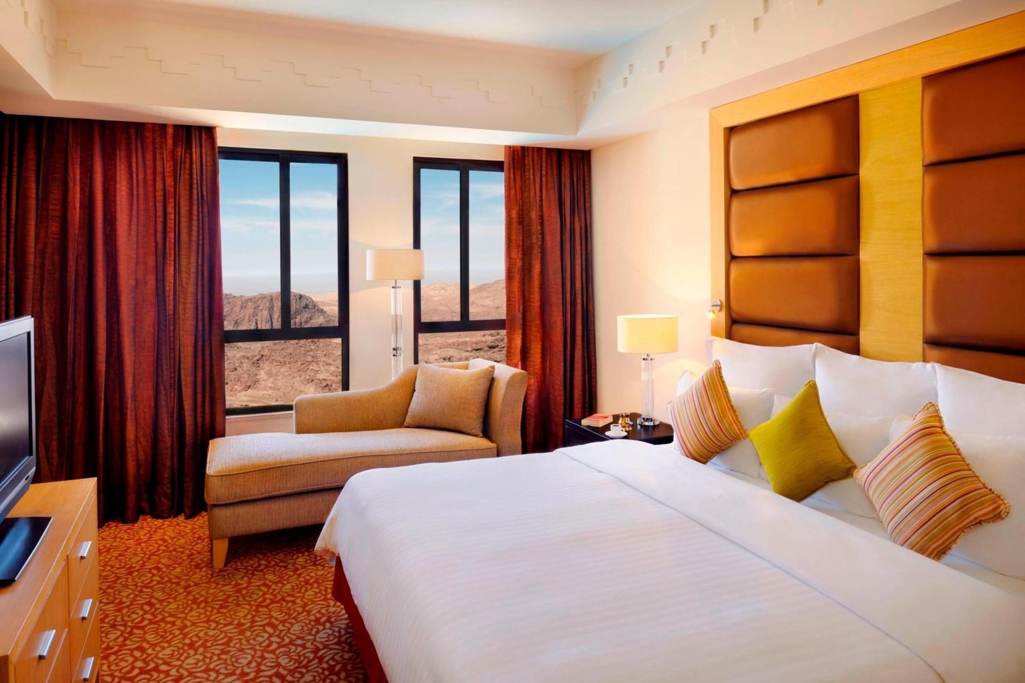 1 Bedroom Suite, 1 King
