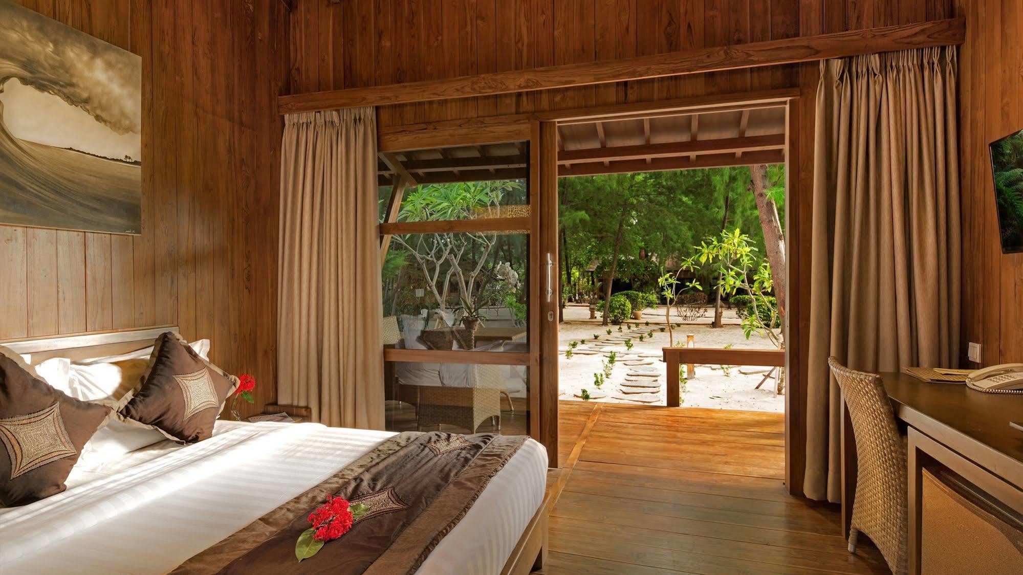 Teak-Cottage