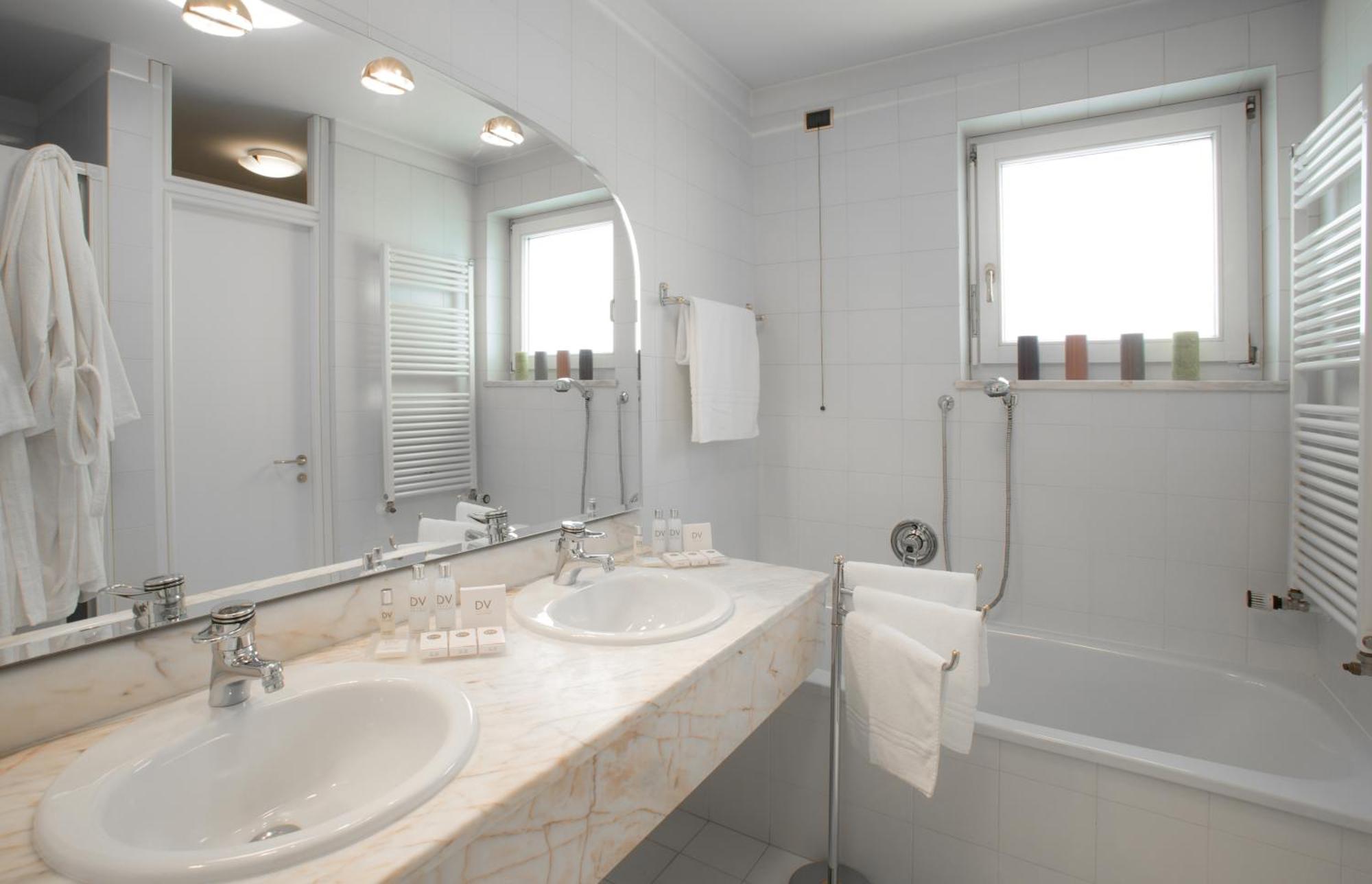 Superior Triple or Quadruple Room,1360792310:JPEG