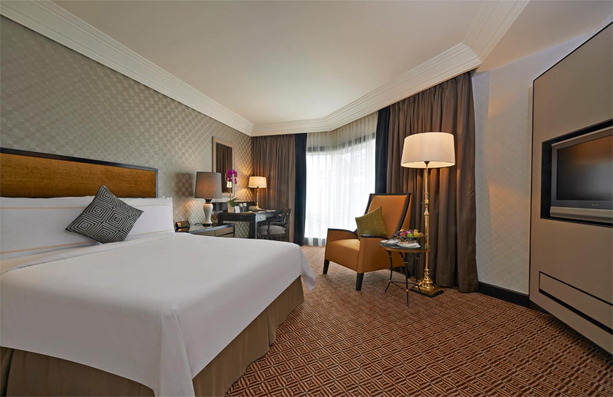 Deluxe Room One King Single Bed,1709751643:JPEG