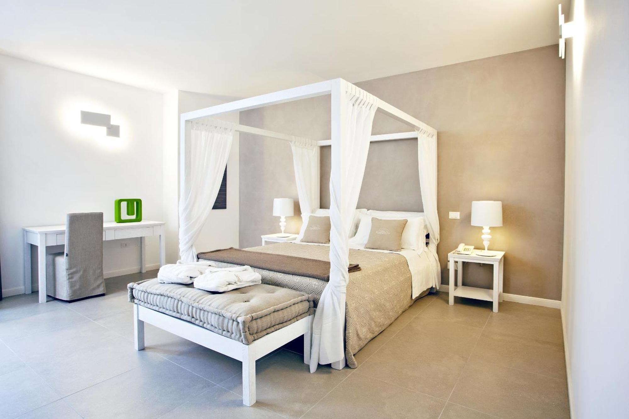 Junior Suite,693917754:JPEG