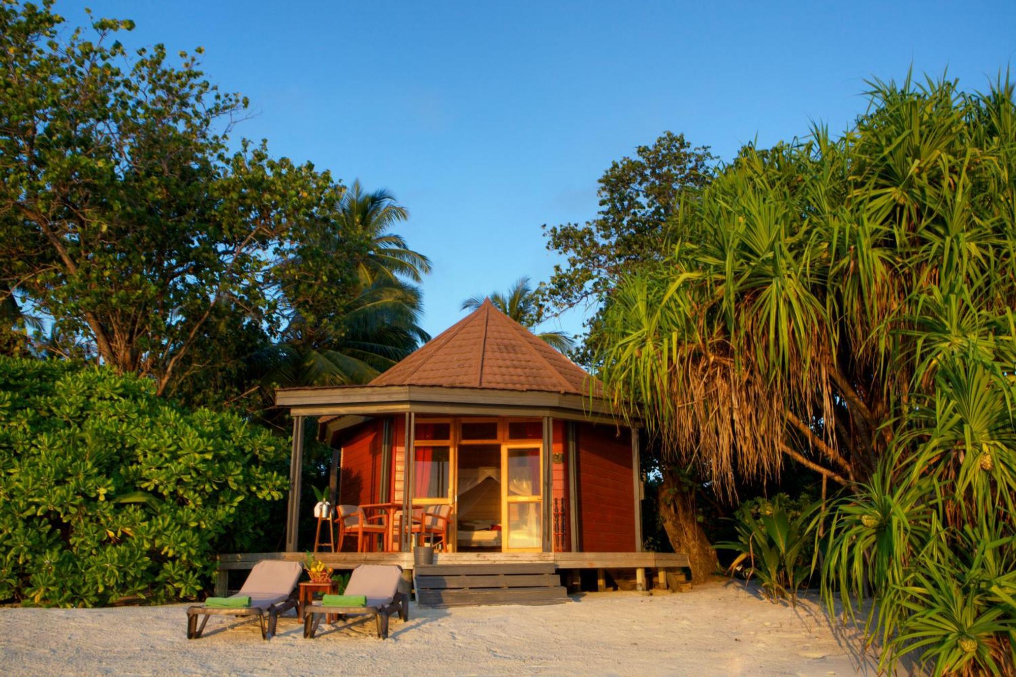 Jacuzzi Beach Villa