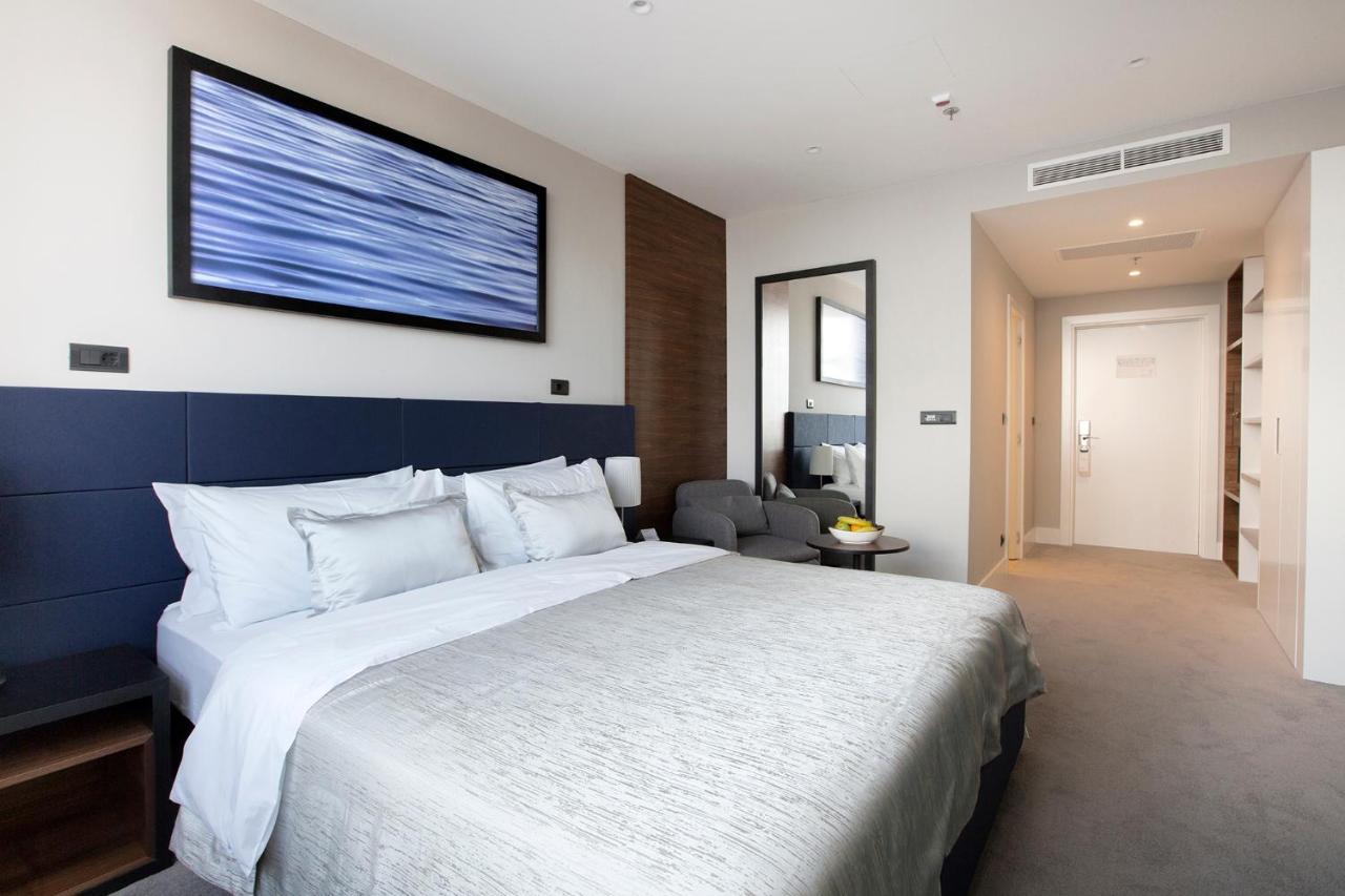 Chambre Double Supérieure – Côté Mer