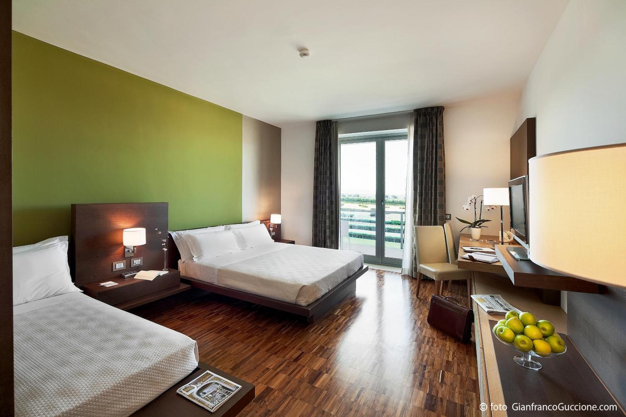 Deluxe Double Room,1433421058:JPEG