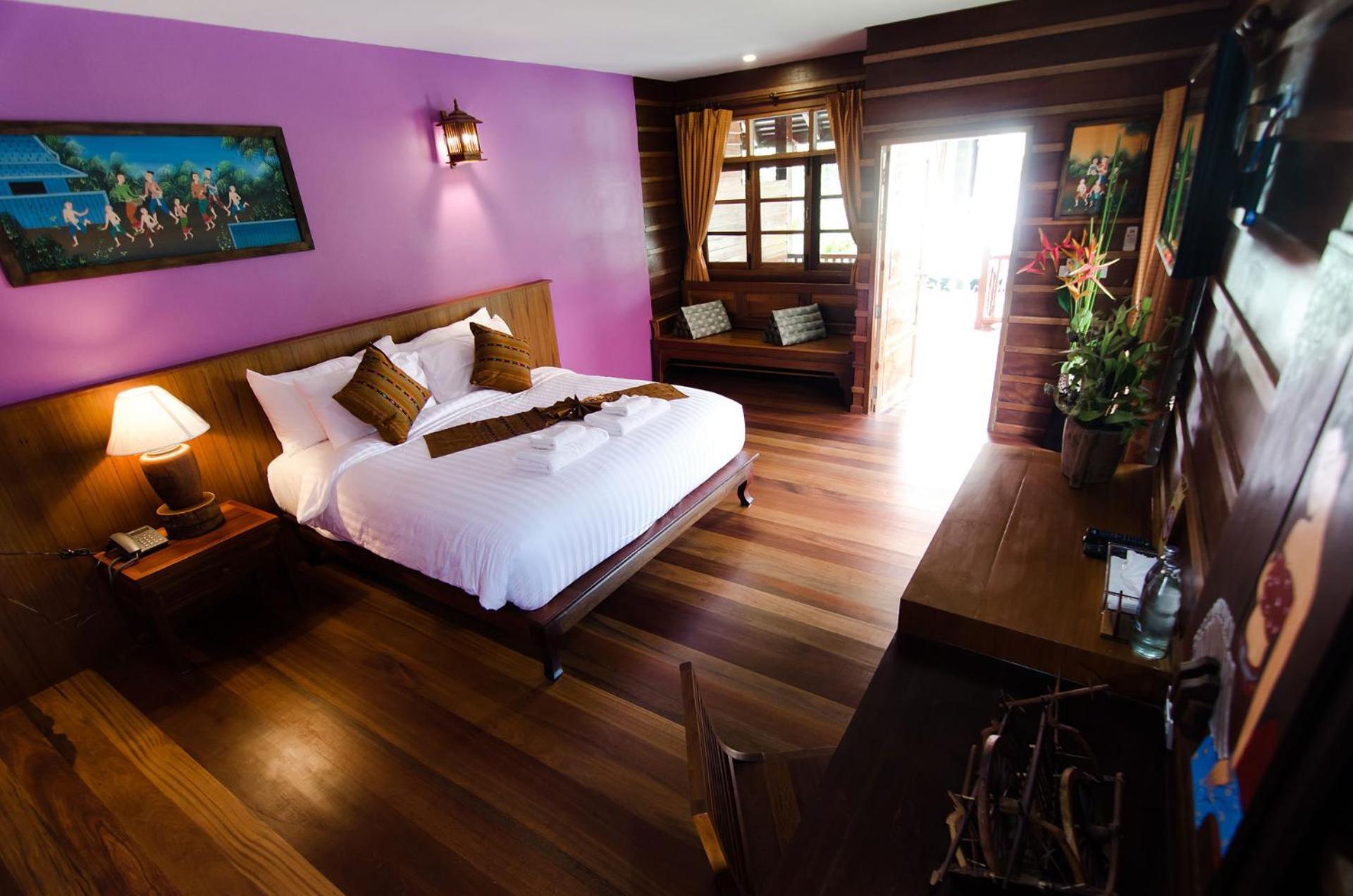 One-Bedroom Villa with Pool view
