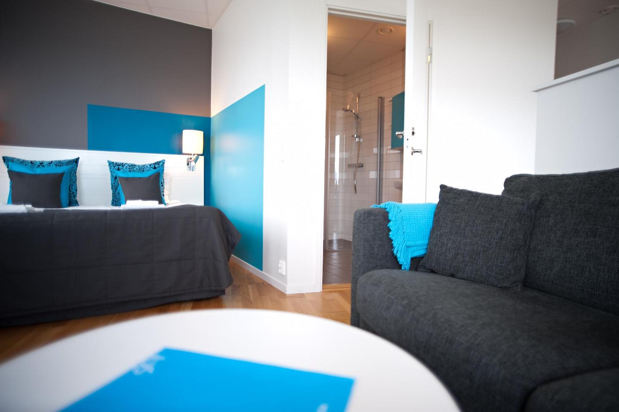 Studio Double Room with Sofa Bed