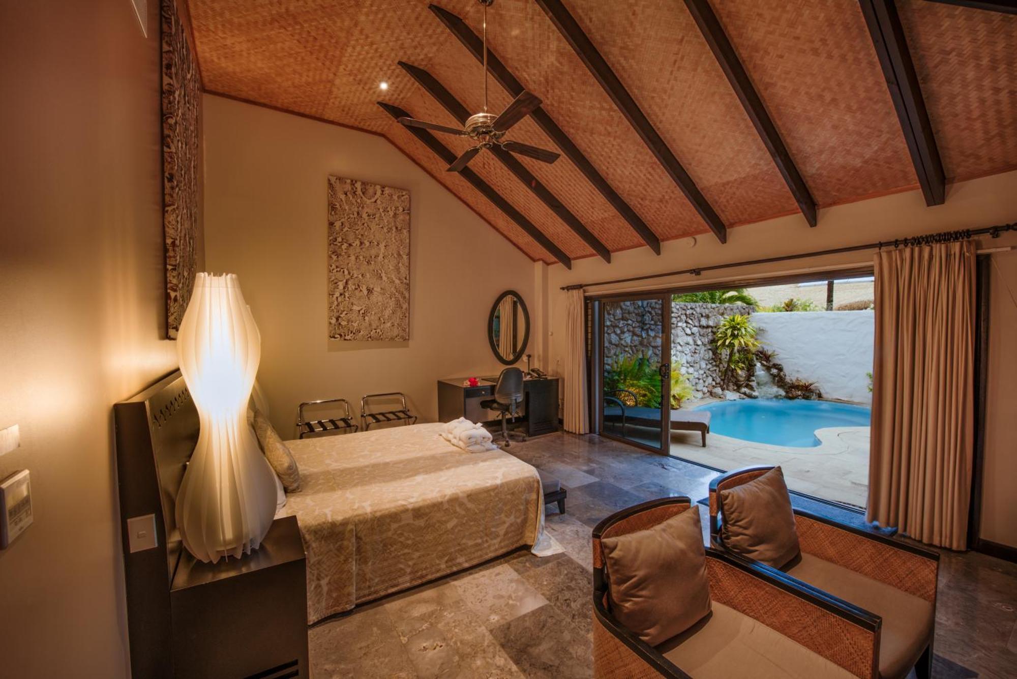 Suite with Pool View