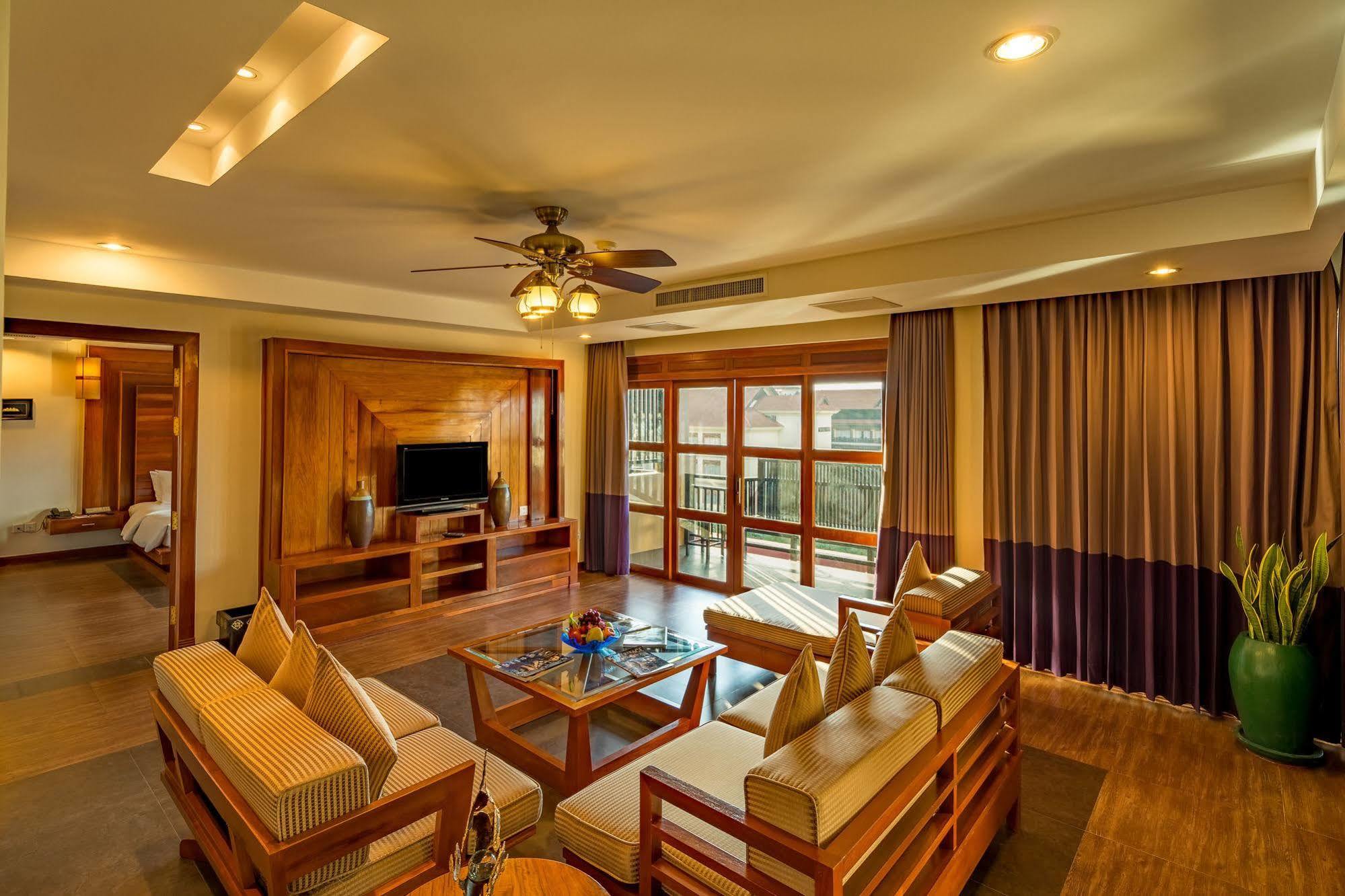 Penthouse Suite
