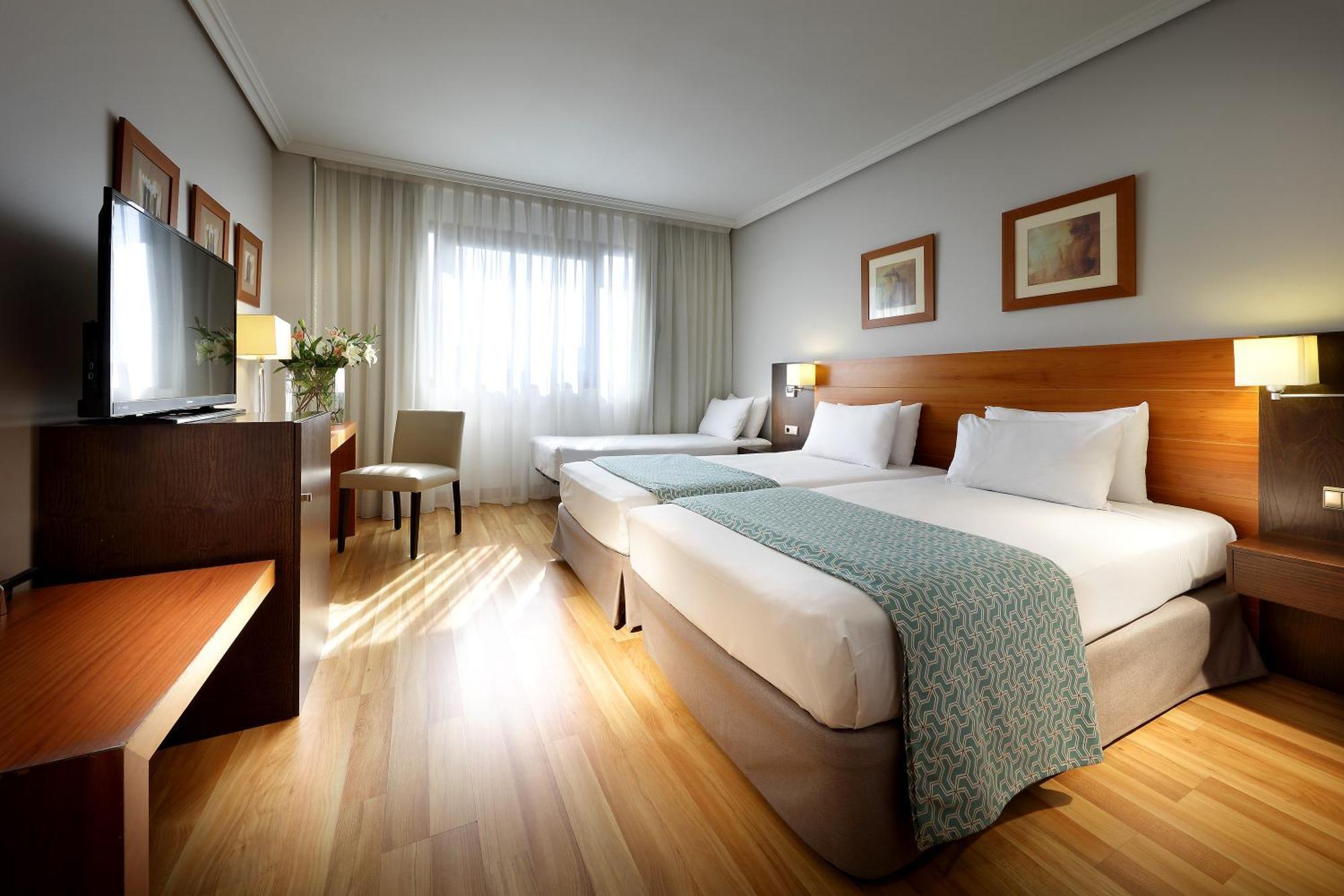 Standard Triple Room,1207601977:JPEG