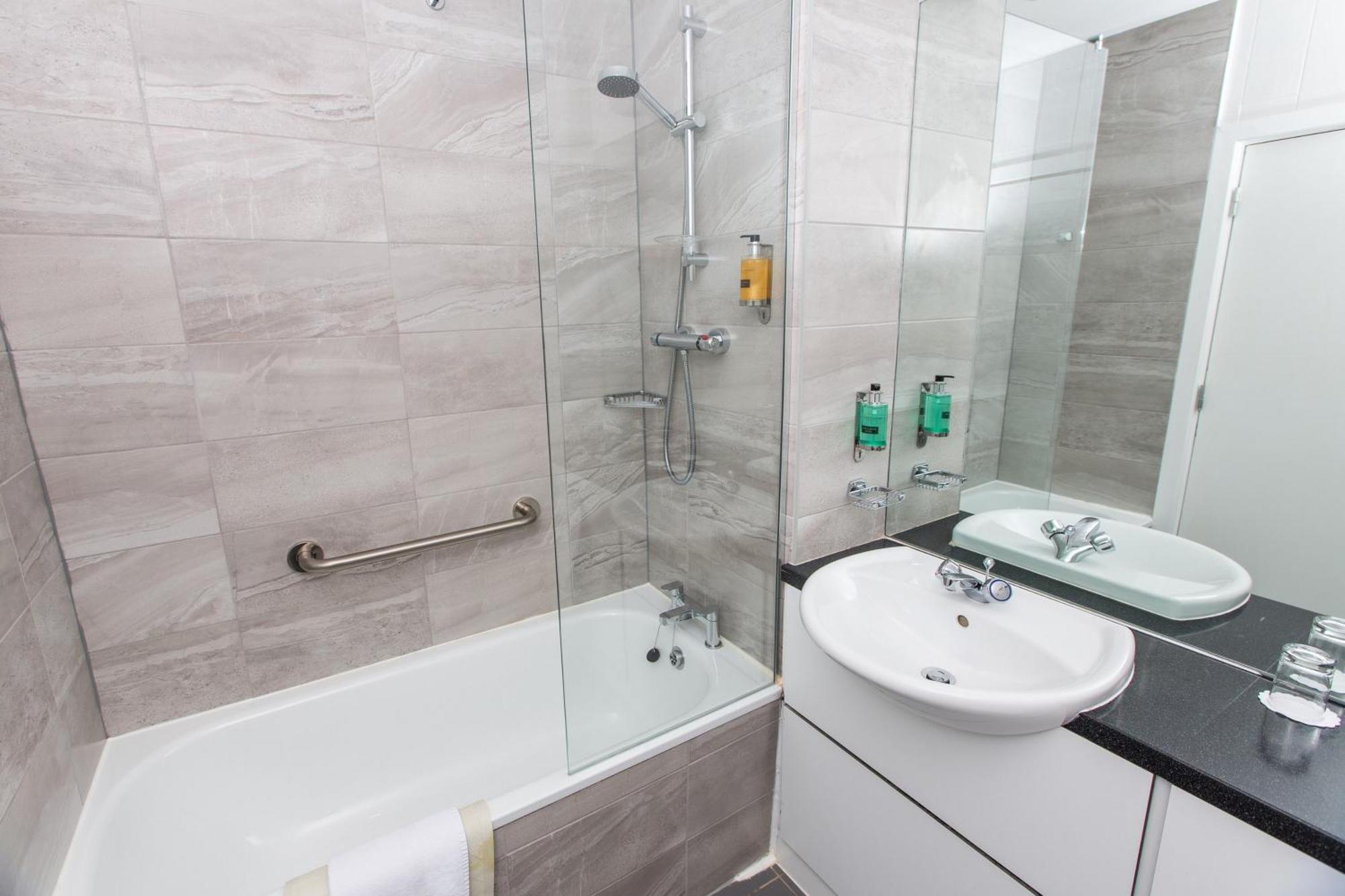 Suite con 2 Camere da Letto