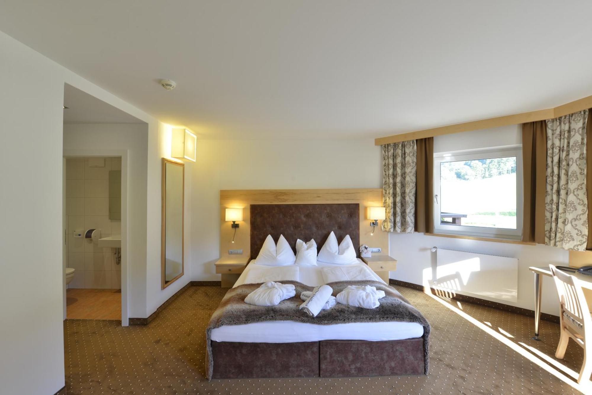 Double Room Balcony,709493125:JPEG