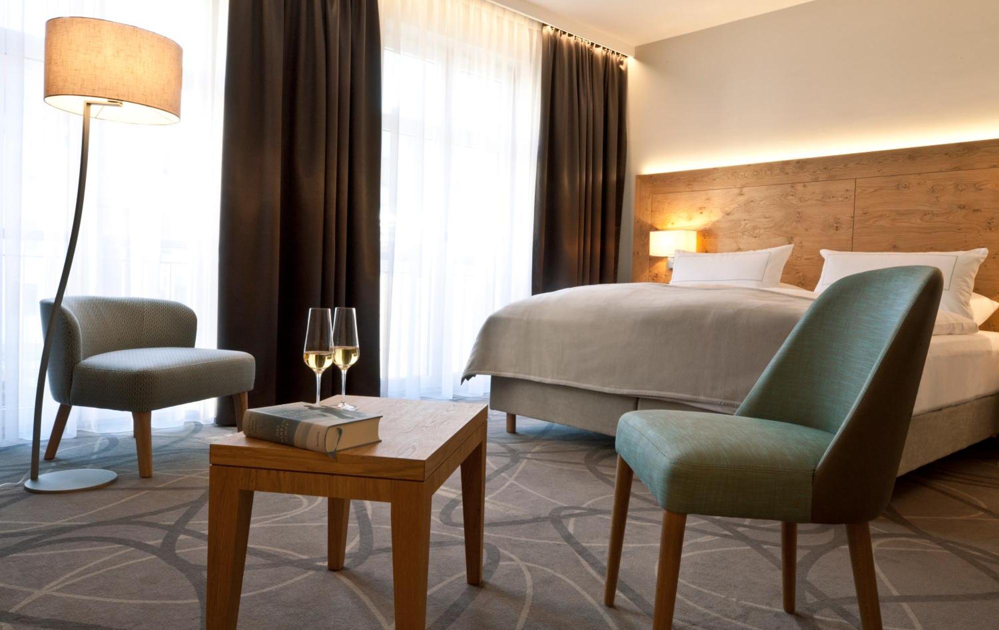 Large Double Room,1088597596:JPEG