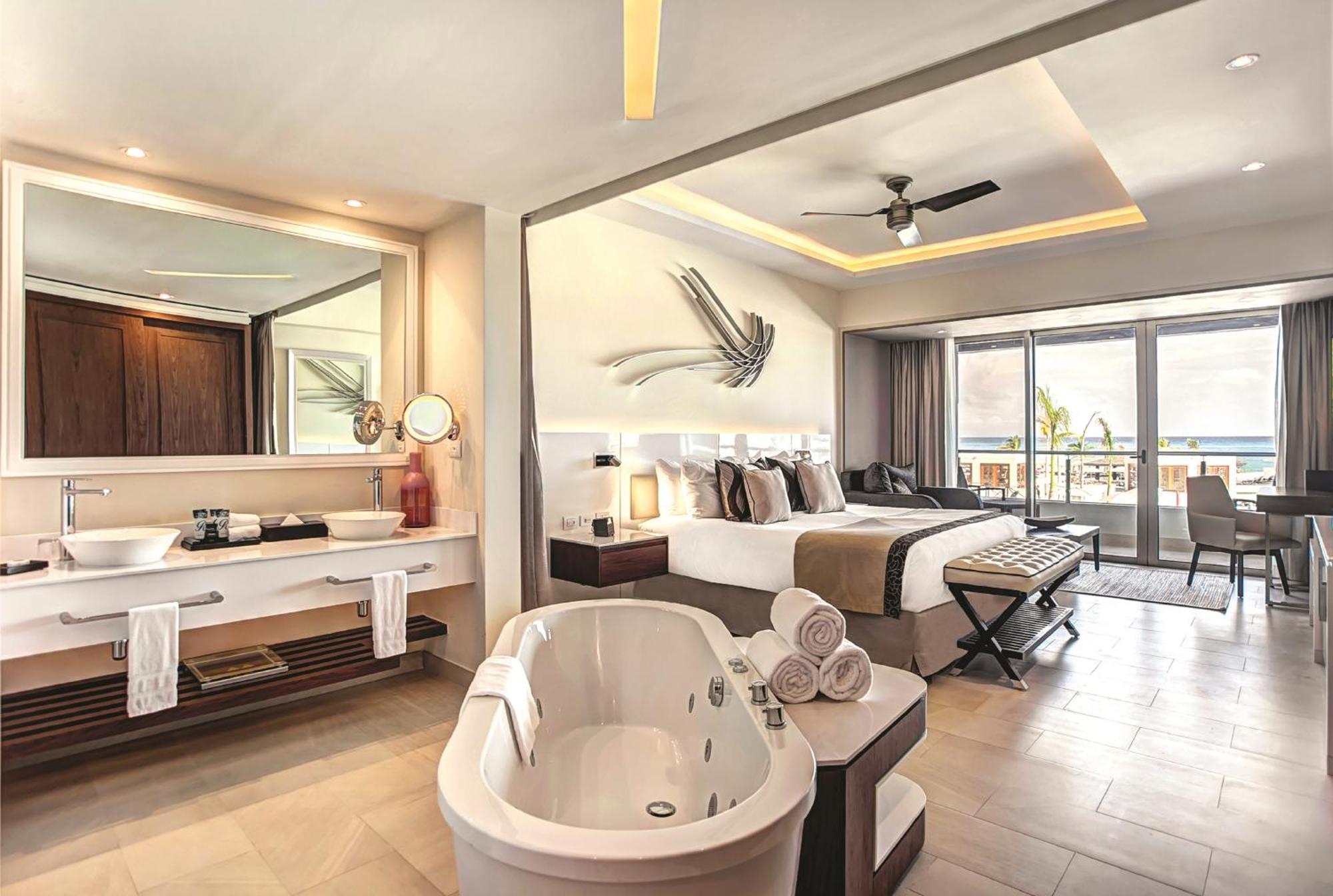 Luxury Junior Suite,927109354:JPEG
