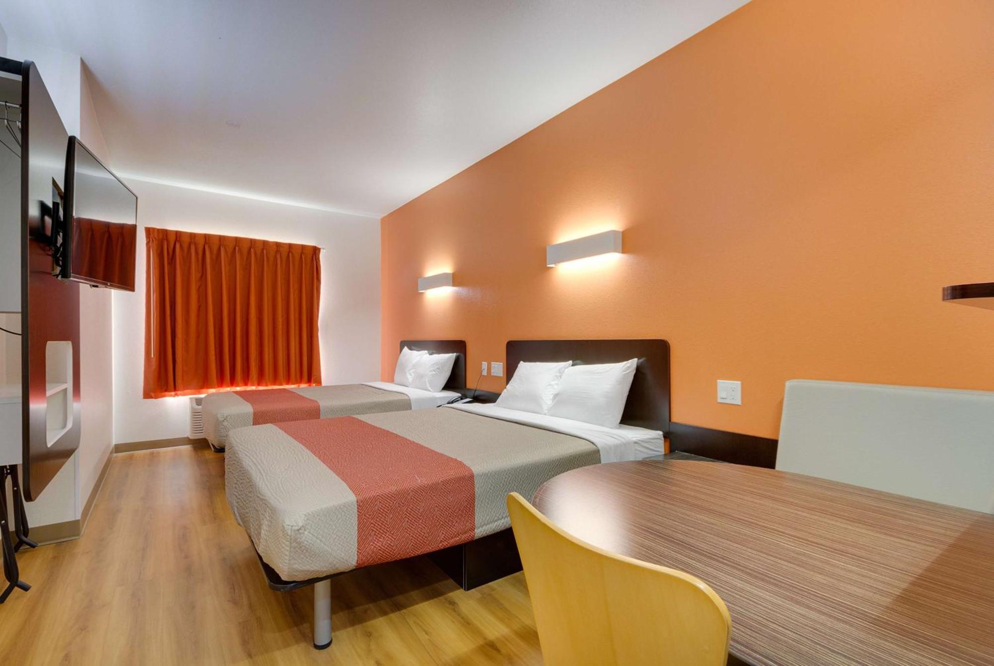 Deluxe Queen Room Two Queen Beds Non-Smoking