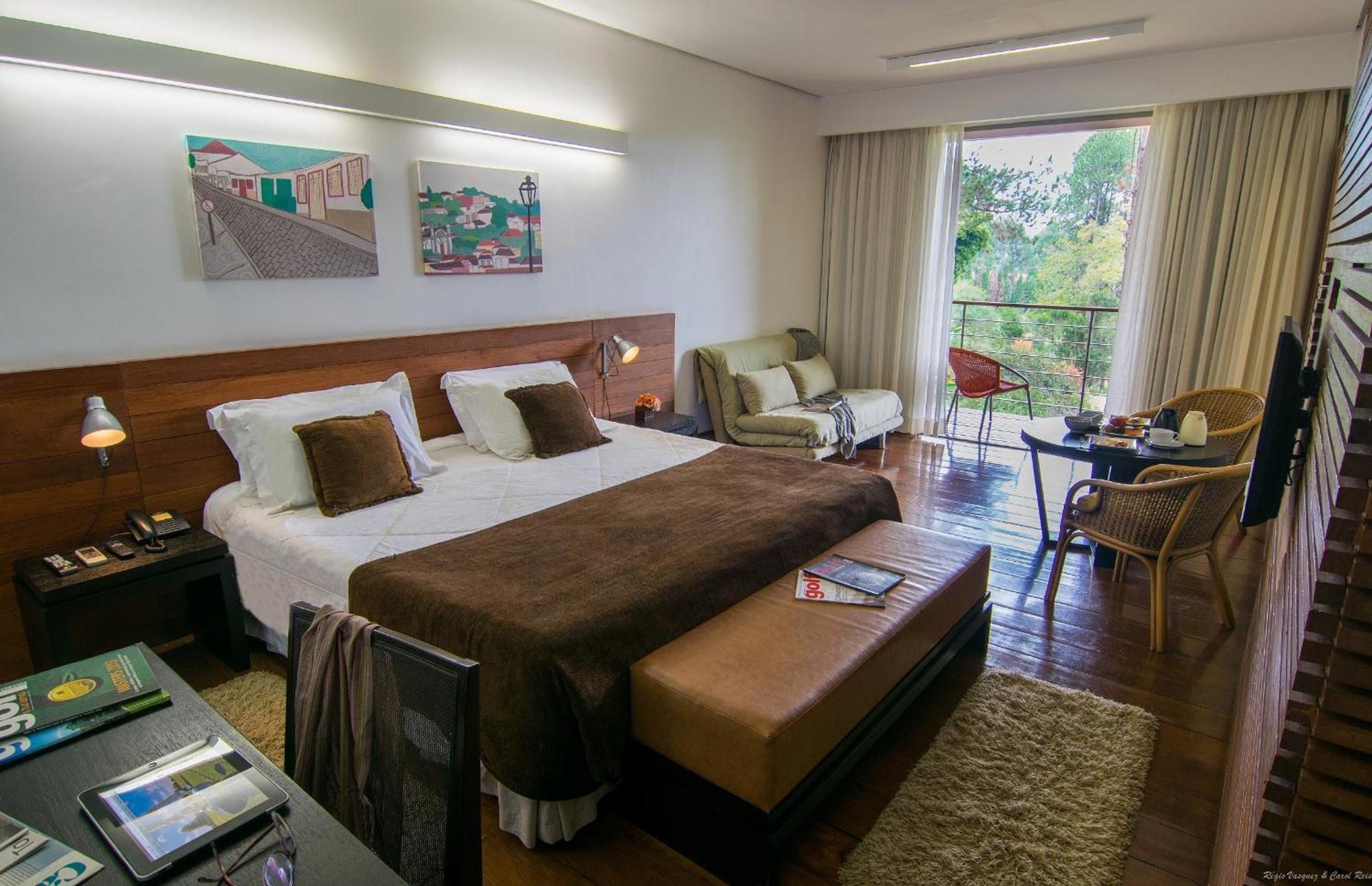 Deluxe Double Room with Balcony and Hot Tub