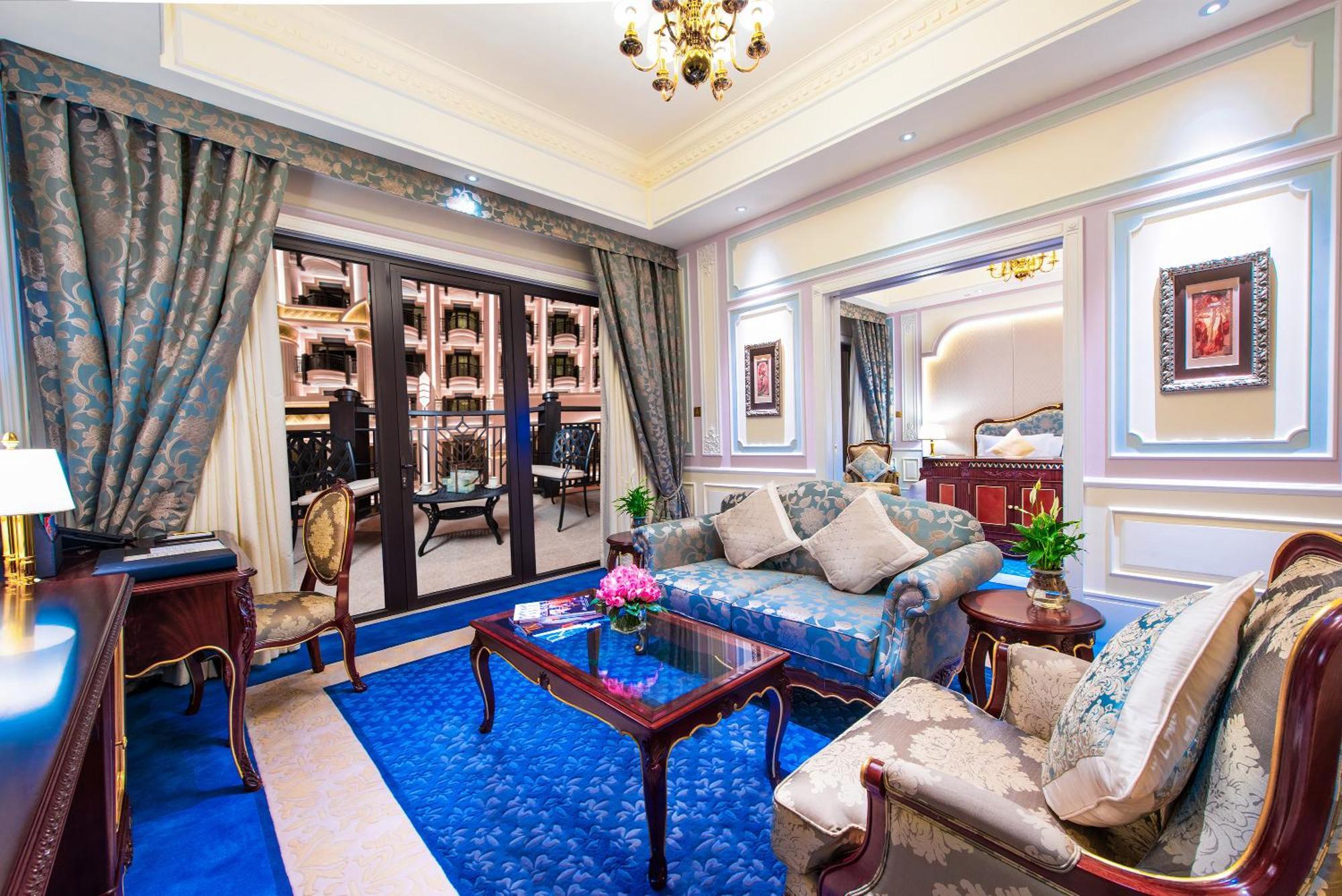 Large Double Room