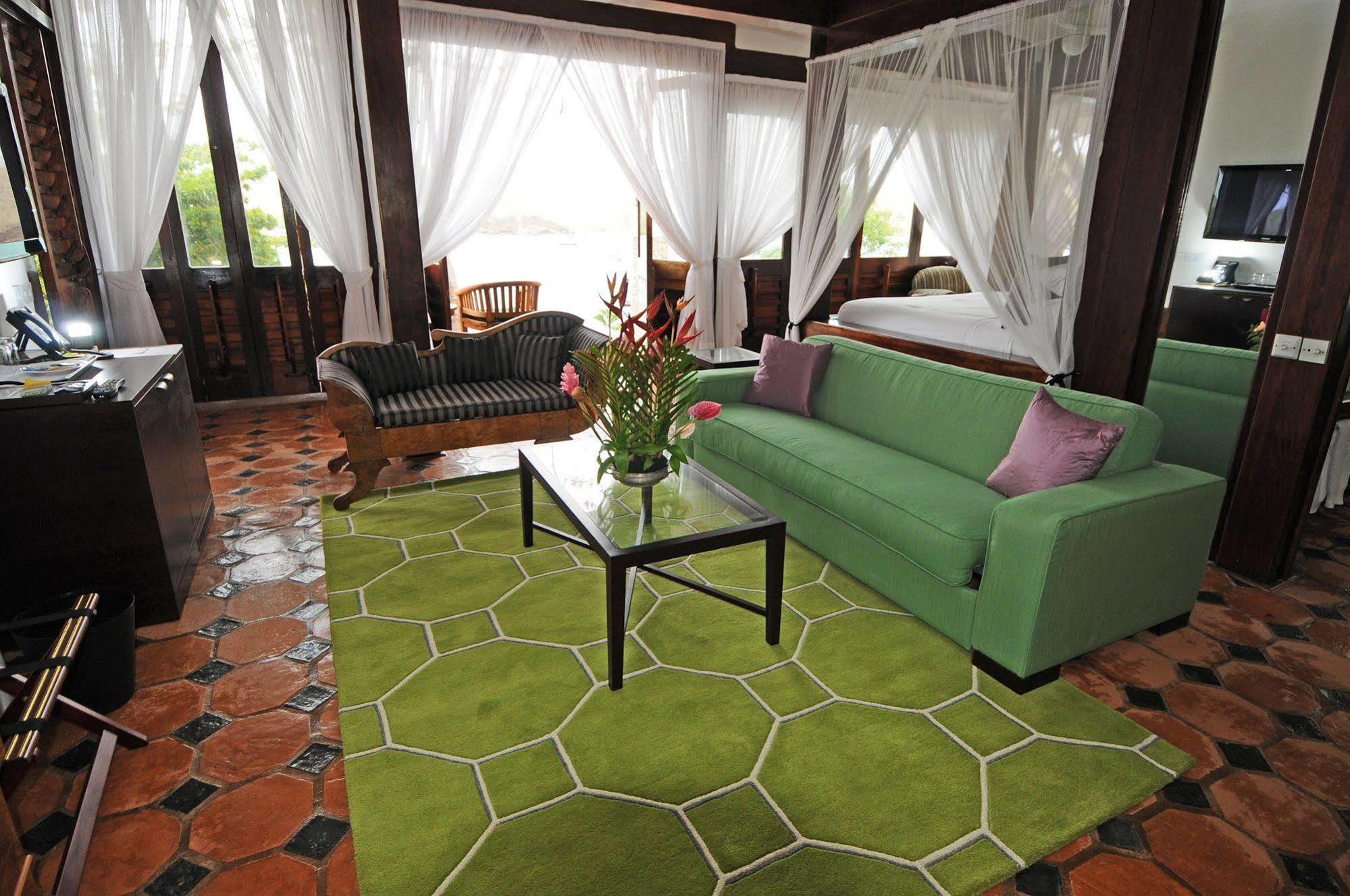 King Suite with Sea View